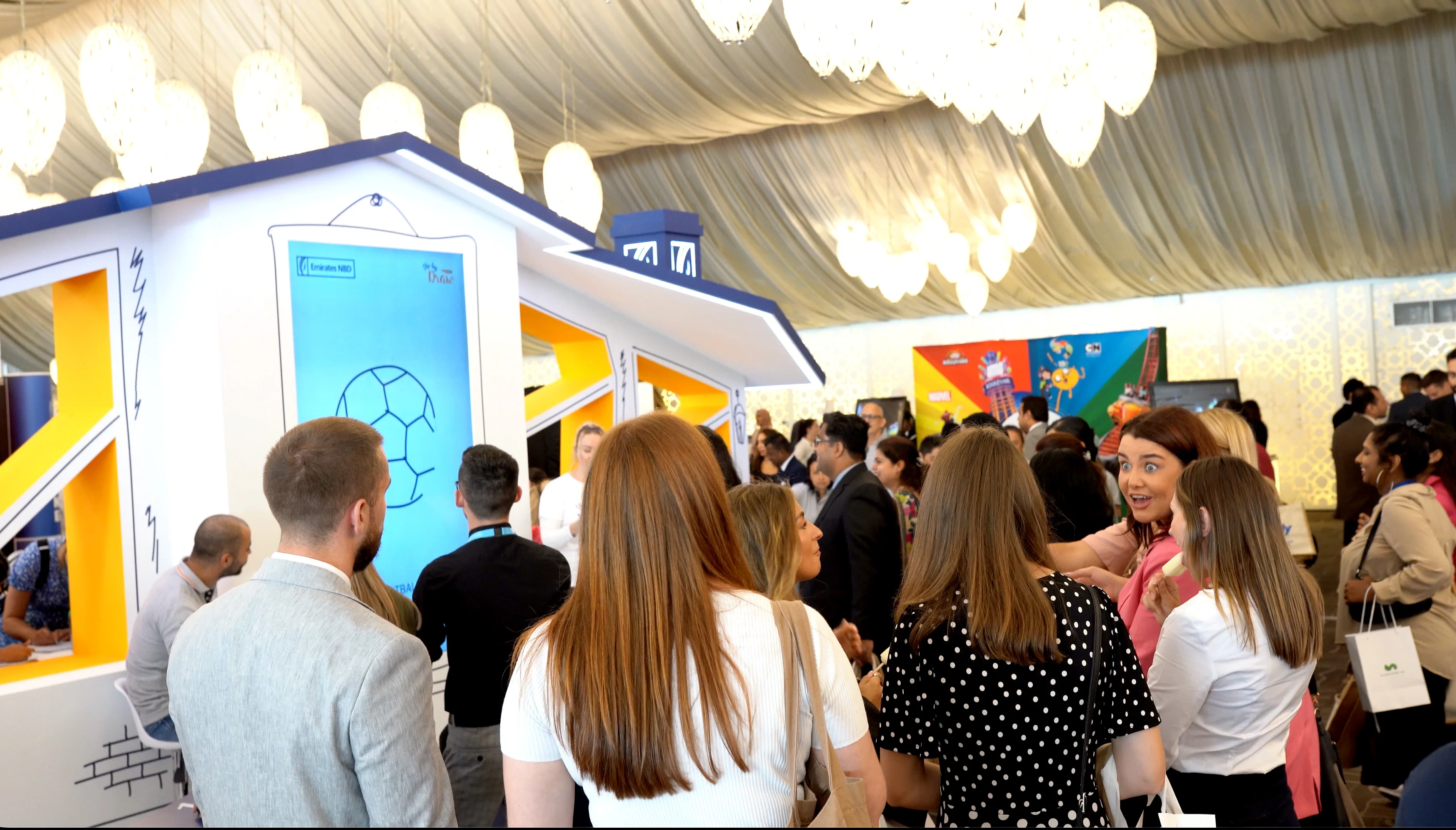 The Big Draw encouraged teachers to solve visual clues while learning about Emirates NBD’s exclusive banking benefits.